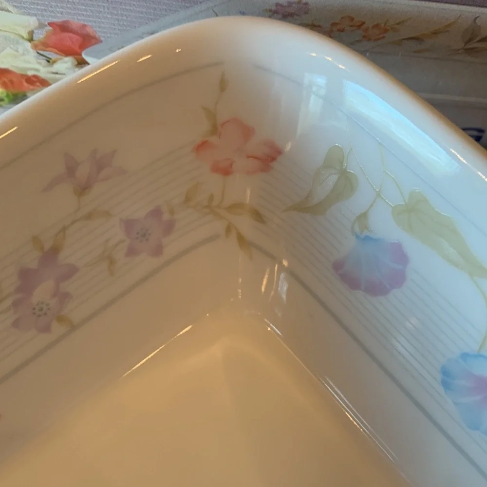 American Limoges Flowers Collection. It is the 10 1/2” Rectangular Baker
